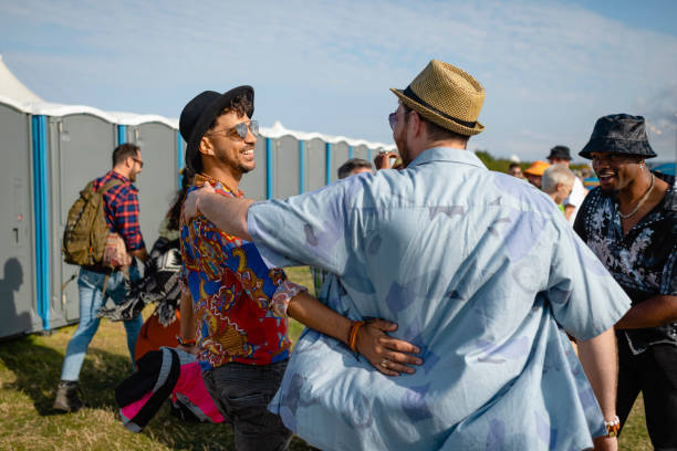 Best Portable toilet rental cost  in Louisa, KY